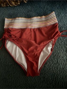 High-Waist Bikini Bottoms in Rust with Striped Waistband